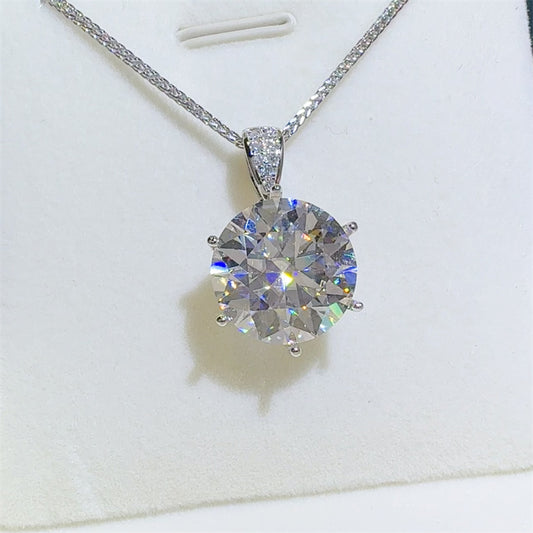 10 Carat Moissanite 925 Sterling Silver Pendant Necklace.
