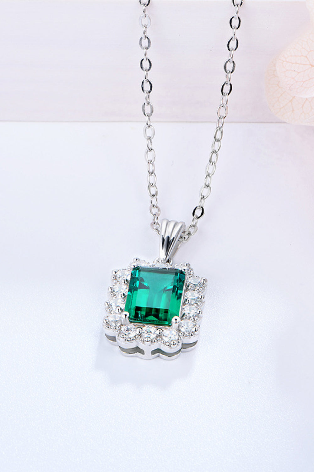 1.5 Carat Lab-Grown Emerald Pendant 925 Sterling Silver Necklace.