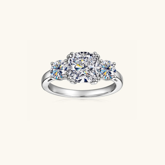 3.5 Carat Moissanite 925 Sterling Silver Ring.